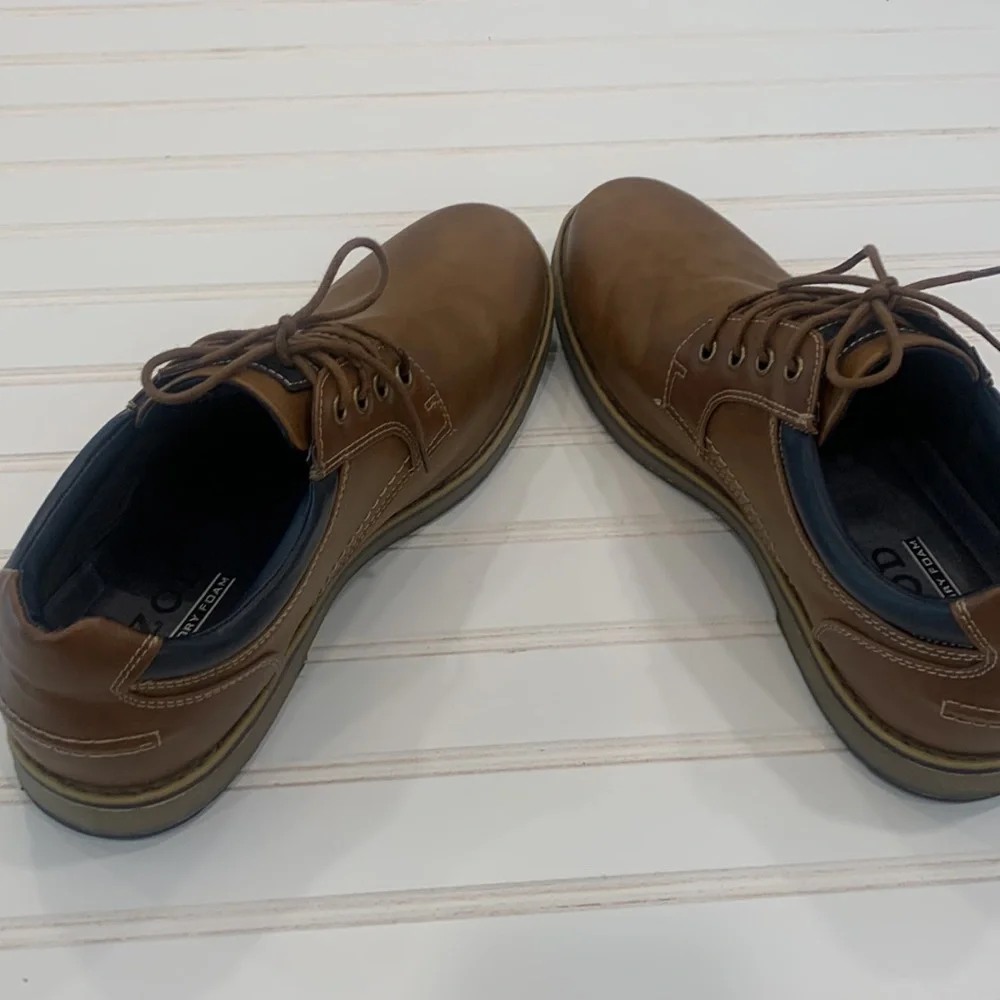 Izod‎ Memory Foam Lace Up Oxfords size 11.5.